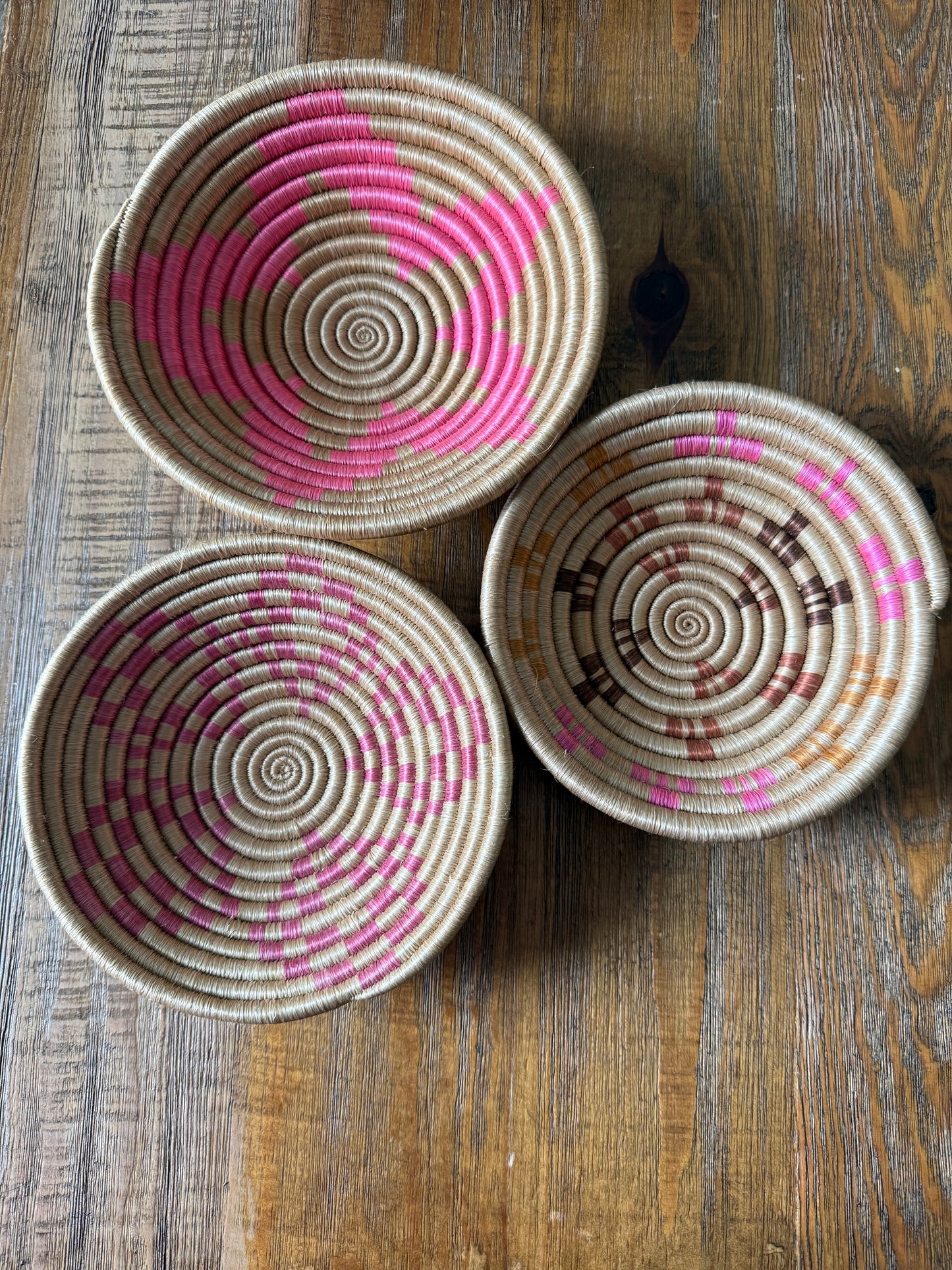 Small Raspberry Ombré Basket