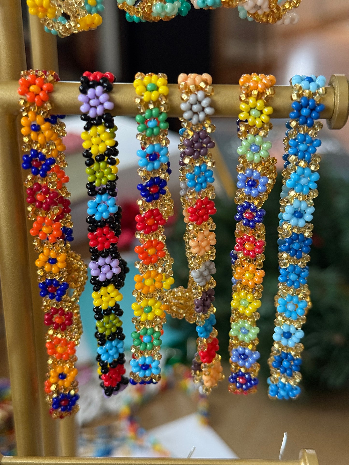 Bold Daisy Chain Bracelet (6 colors)