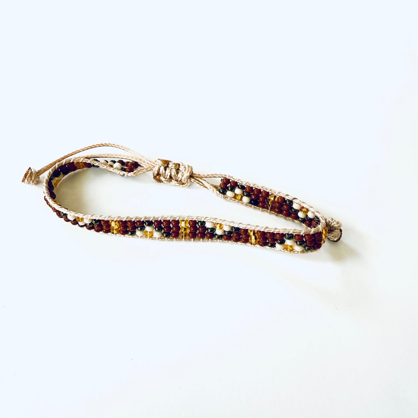 Dani bracelet (Assorted colors)