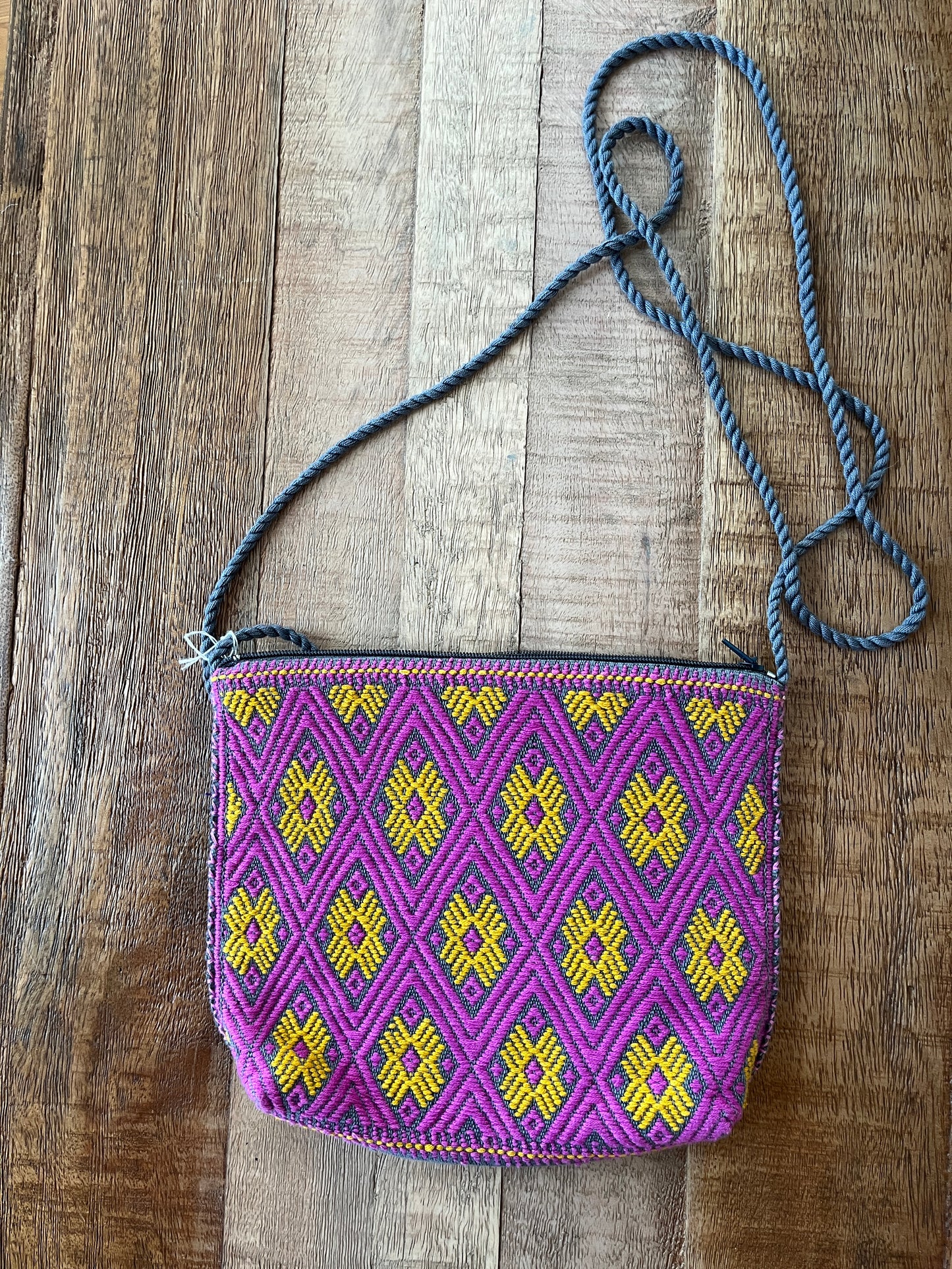 Yeni Woven Crossbody (9 colors)