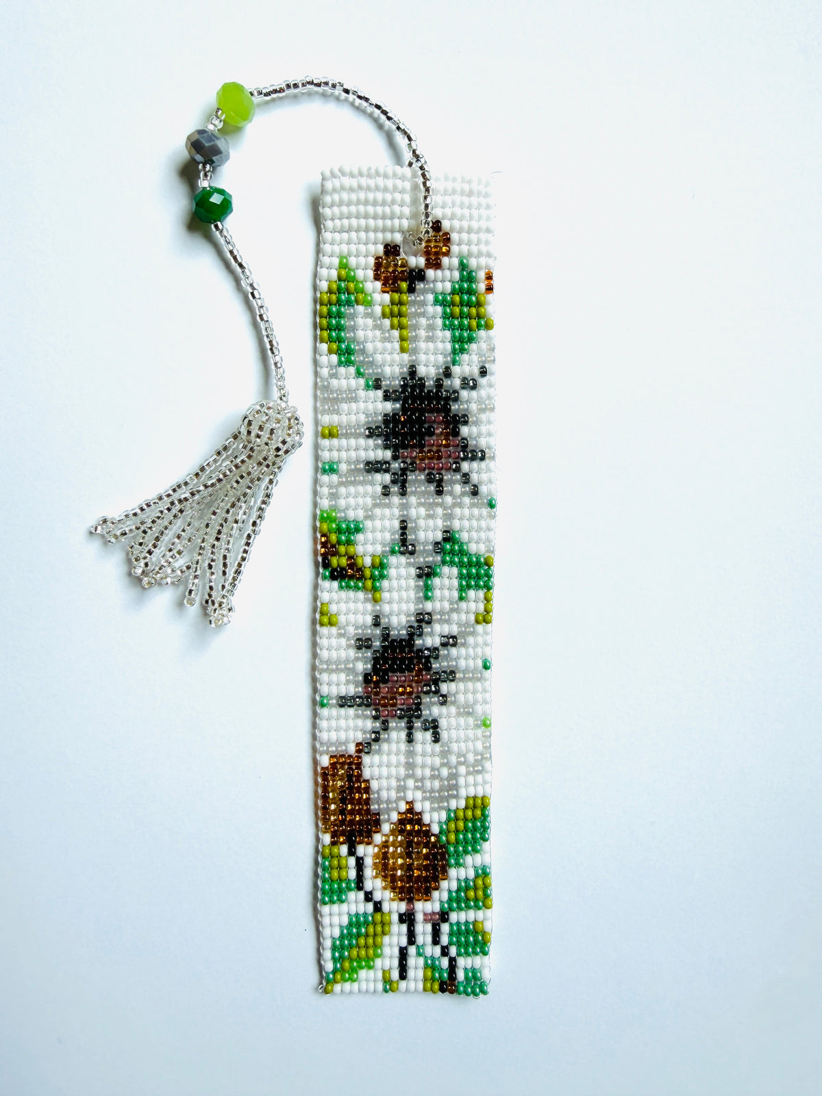 White Daisy Beaded Bookmark