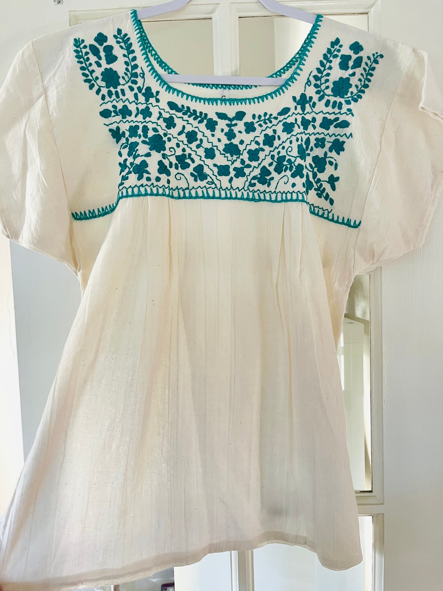 Cream + Turquoise Embroidered Blouse XL