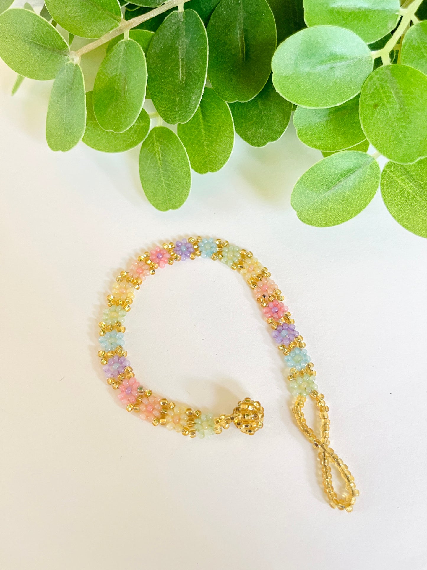 7.5” Daisy Chain Bracelet (10 colors)