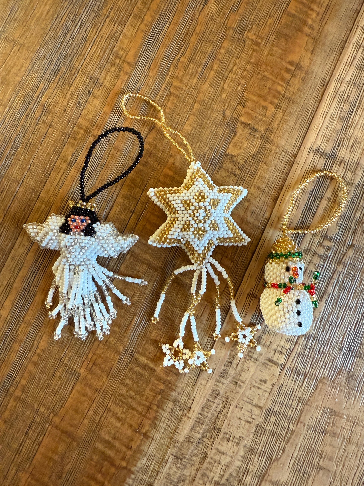 Beaded Angel Ornament (2 colors)
