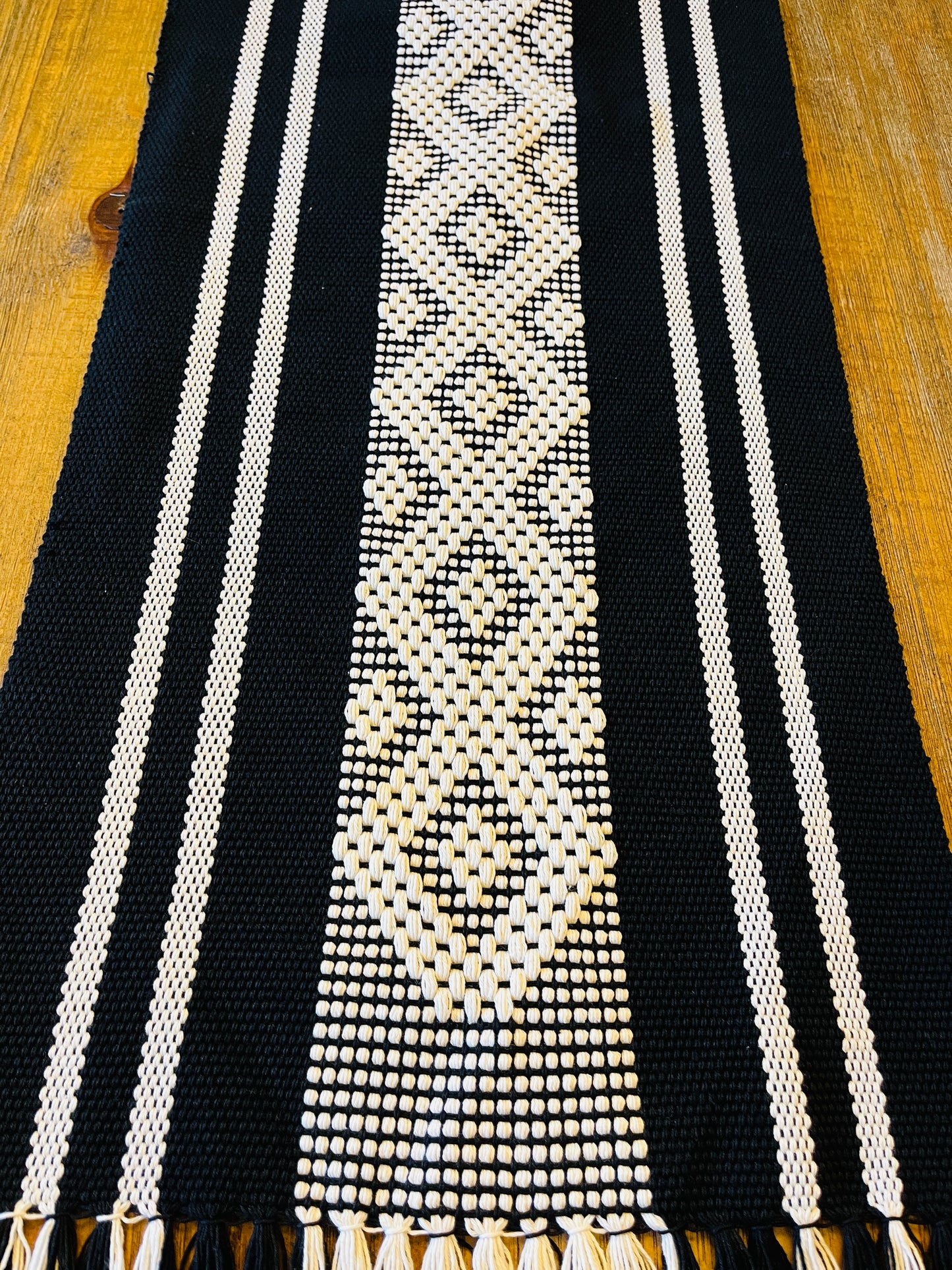 Woven Table Runner (6 colors)