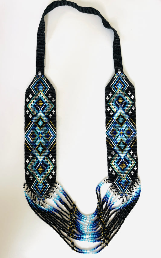 Lago Atitlán Woven Necklace