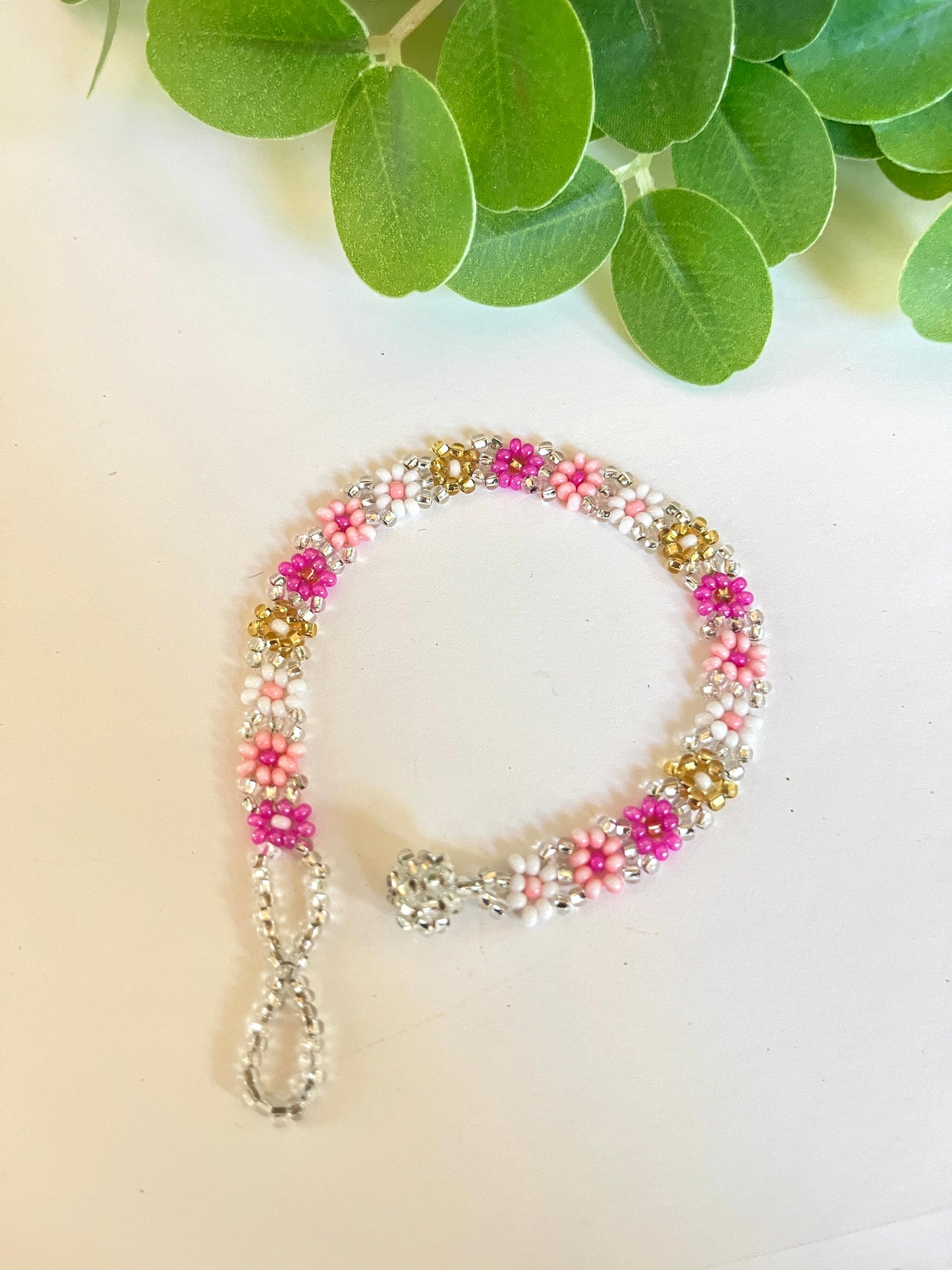 7.5” Daisy Chain Bracelet (10 colors)